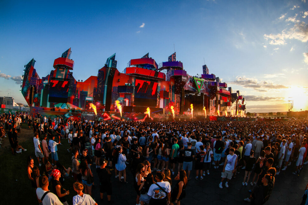 Ziua 0 la Beach, Please! 2025: Un început epic, cu apariții surpriză ale lui Swae Lee și Young Thug - Imaginea 16