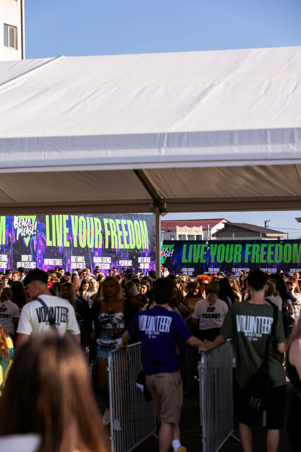 Ziua 0 la Beach, Please! 2025: Un început epic, cu apariții surpriză ale lui Swae Lee și Young Thug - Imaginea 19