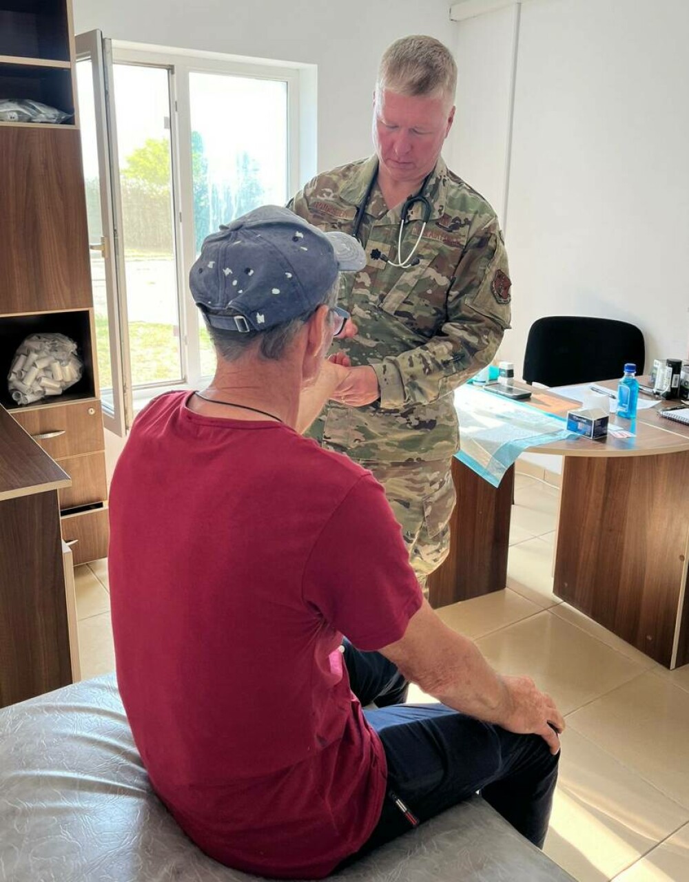 Motivul pentru care medicii militari americani au făcut analize românilor din două comune tulcene | FOTO - Imaginea 3