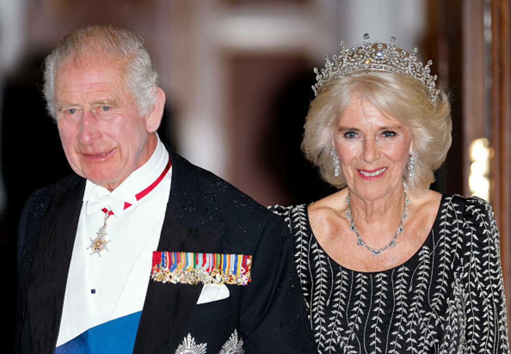 Regina Camilla a împlinit 78 de ani. Portretul aniversar a fost făcut la reședința privată a soției regelui Charles. FOTO - Imaginea 4