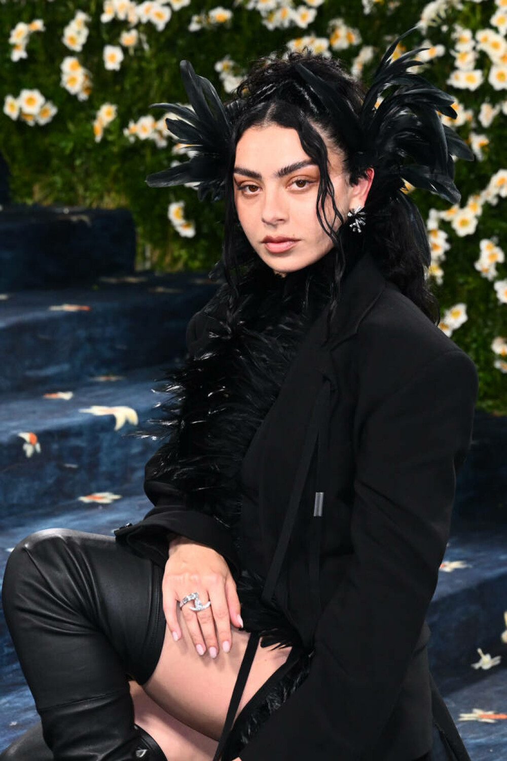 Charli XCX s-a căsătorit în secret. Cine este George Daniel, bărbatul care i-a devenit soț. VIDEO - Imaginea 12