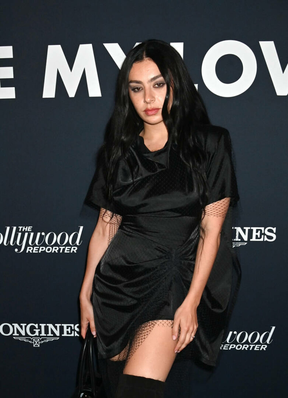 Charli XCX s-a căsătorit în secret. Cine este George Daniel, bărbatul care i-a devenit soț. VIDEO - Imaginea 13