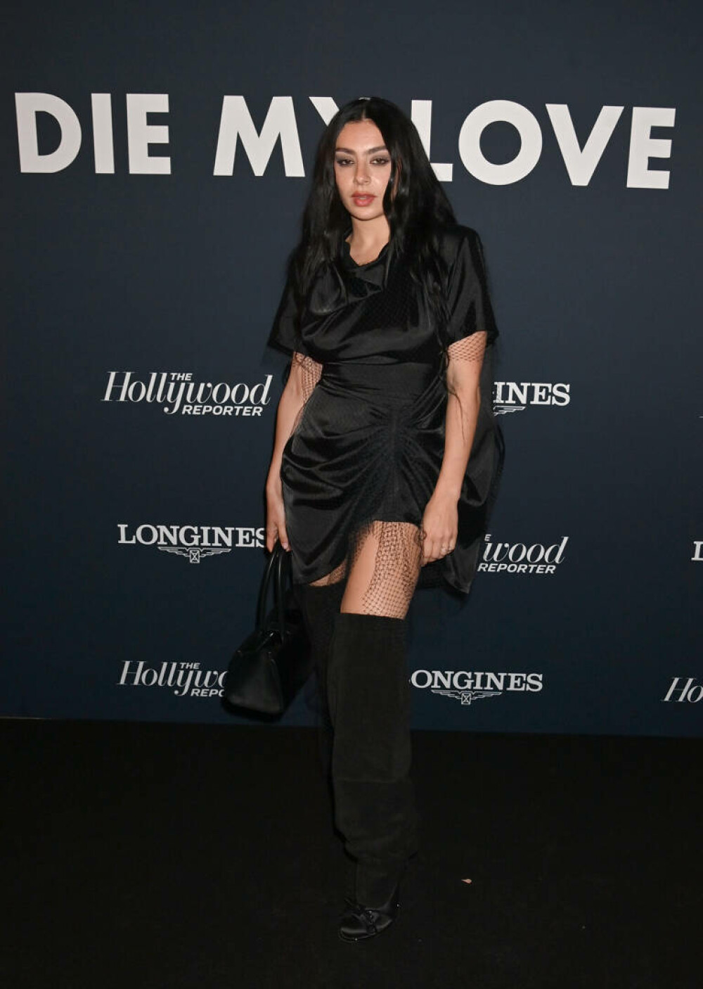 Charli XCX s-a căsătorit în secret. Cine este George Daniel, bărbatul care i-a devenit soț. VIDEO - Imaginea 14