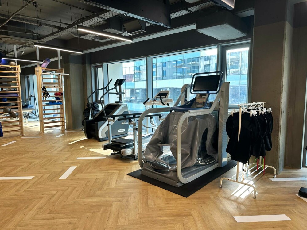 (P) KINETIC deschide cea mai avansată clinică de recuperare medicală din România, după o investiție de 4 milioane de euro - Imaginea 1