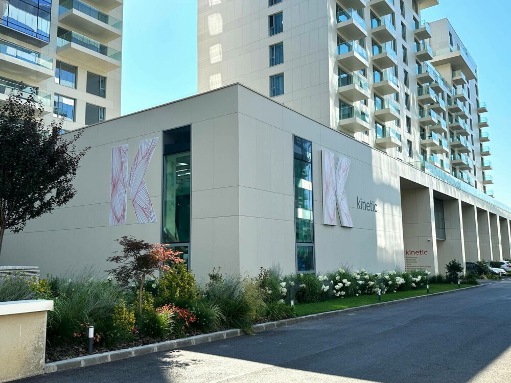 (P) KINETIC deschide cea mai avansată clinică de recuperare medicală din România, după o investiție de 4 milioane de euro - Imaginea 2