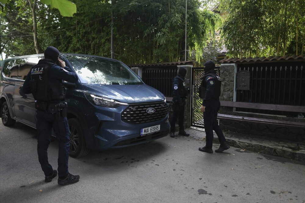 Piedone, vizat de DNA după ce ar fi divulgat informații confidențiale, înaintea unui control al ANPC. Reacția lui - Imaginea 2