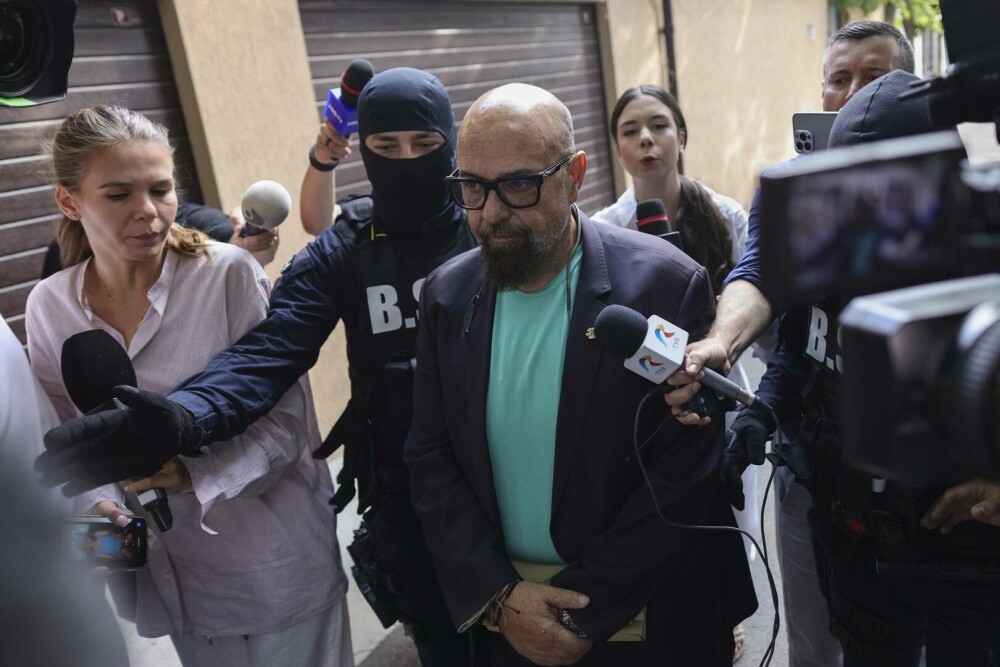 Piedone, vizat de DNA după ce ar fi divulgat informații confidențiale, înaintea unui control al ANPC. Reacția lui - Imaginea 5