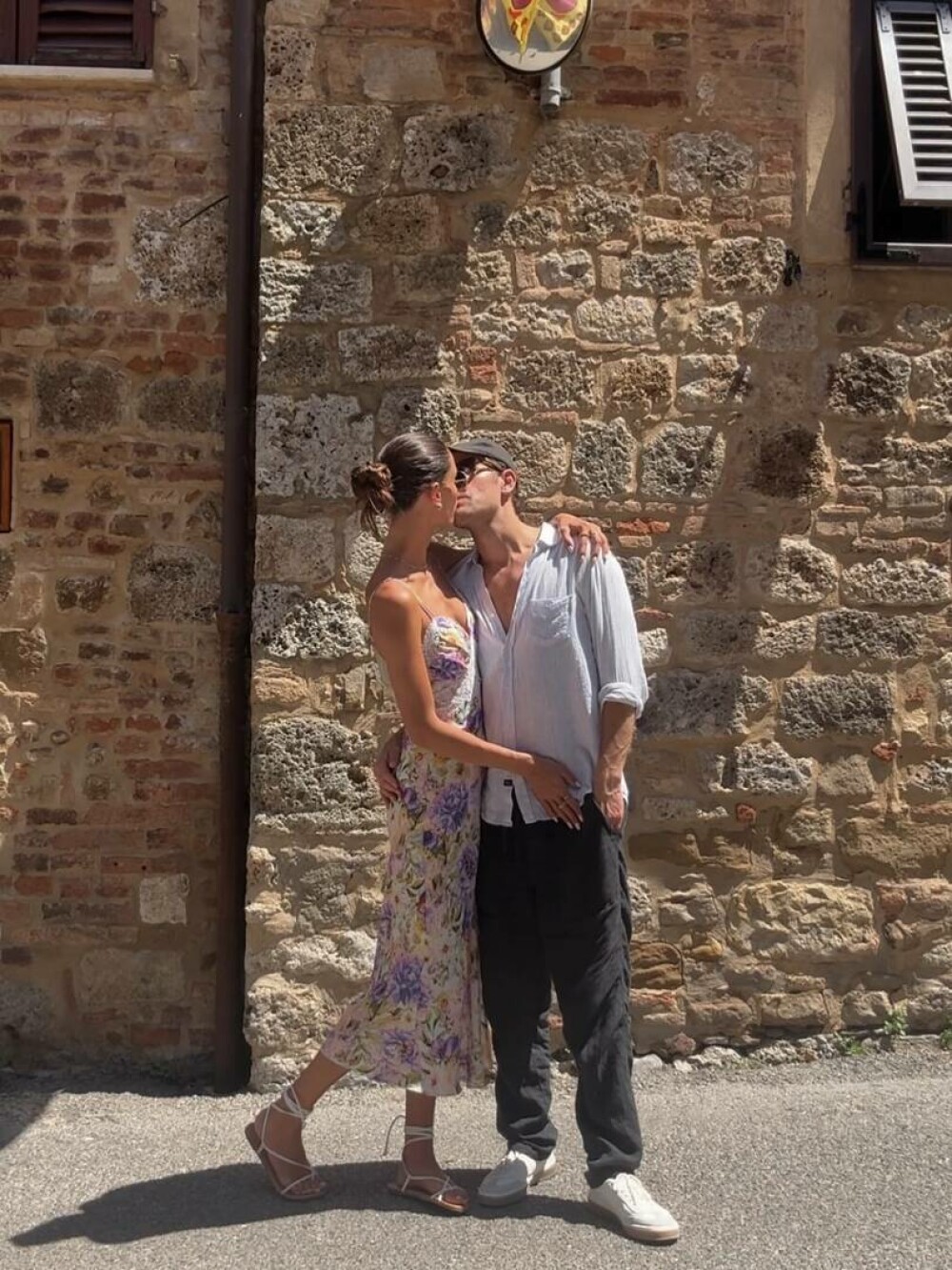 Paul Wesley, actorul din „Vampire Diaries”, s-a logodit cu iubita sa. Cine este Natalie Kuckenburg. FOTO - Imaginea 8