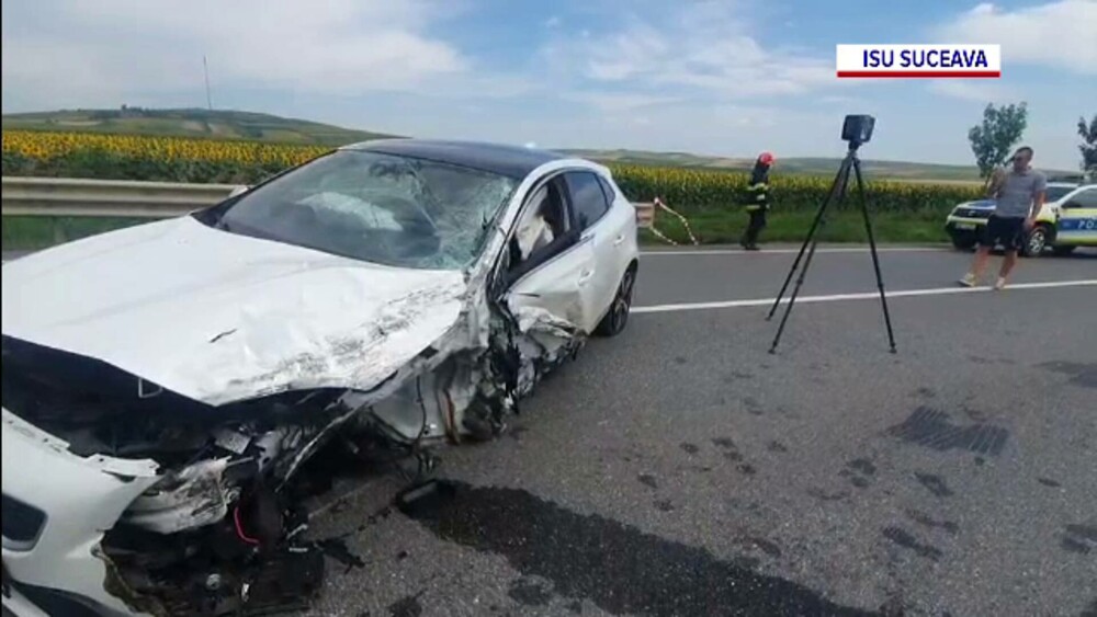 Șase răniți, între care și copii, după ce o mașină și un microbuz s-au ciocnit, în Suceava. A fost activat Planul Roșu - Imaginea 6