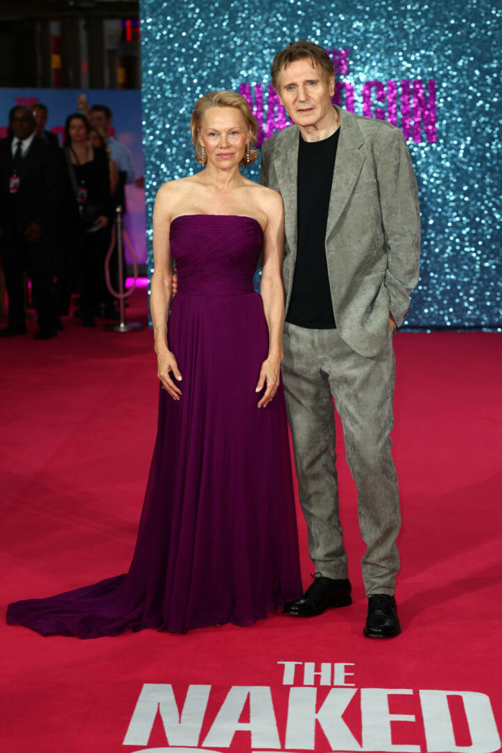 Pamela Anderson, gest neașteptat față de Liam Neeson, la premiera filmului „The Naked Gun”. GALERIE FOTO - Imaginea 40