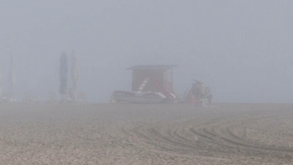 Fenomenul rar care a cuprins iarăși litoralul, după un altul neobișnuit de zilele trecute. FOTO și VIDEO - Imaginea 2