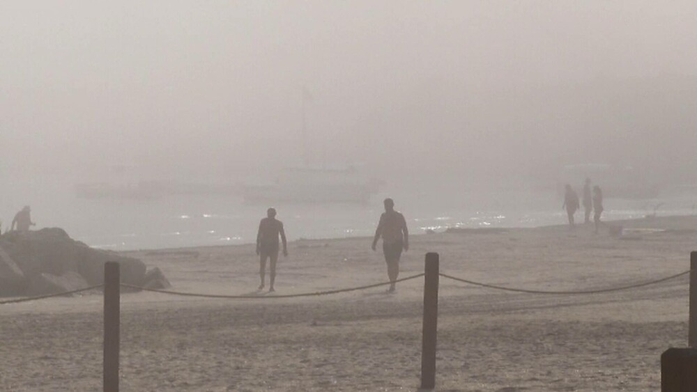 Fenomenul rar care a cuprins iarăși litoralul, după un altul neobișnuit de zilele trecute. FOTO și VIDEO - Imaginea 3