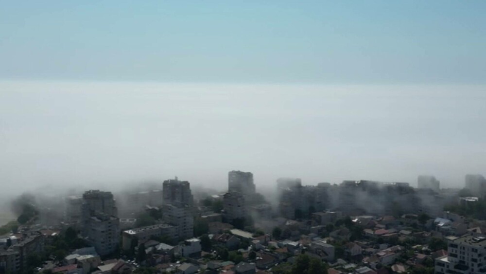 Fenomenul rar care a cuprins iarăși litoralul, după un altul neobișnuit de zilele trecute. FOTO și VIDEO - Imaginea 4