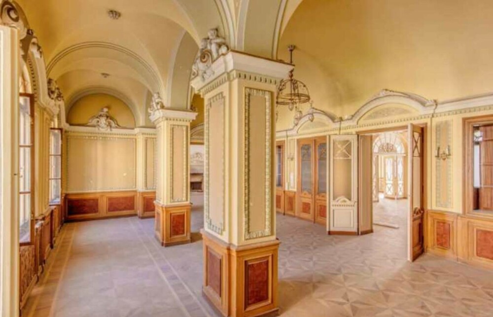 Casa Neuman din Arad, fosta reședință de protocol a lui Ceaușescu, se vinde cu 2,4 milioane de euro. FOTO - Imaginea 3