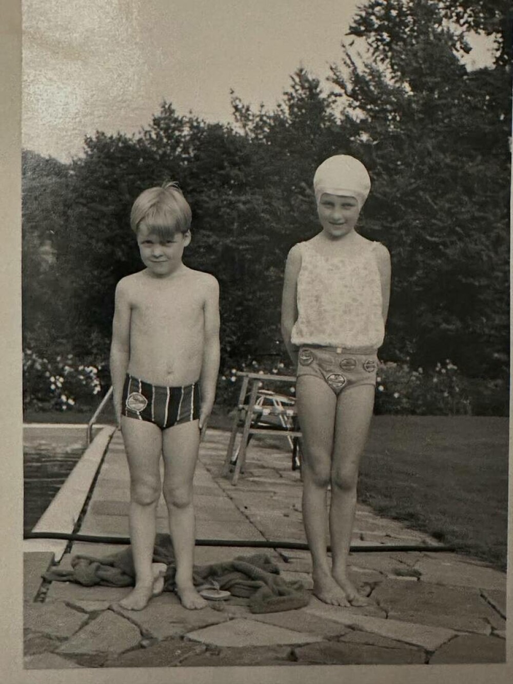 Charles Spencer, imagine emoționantă cu sora lui. Cum arăta Prințesa Diana în copilărie. FOTO - Imaginea 3