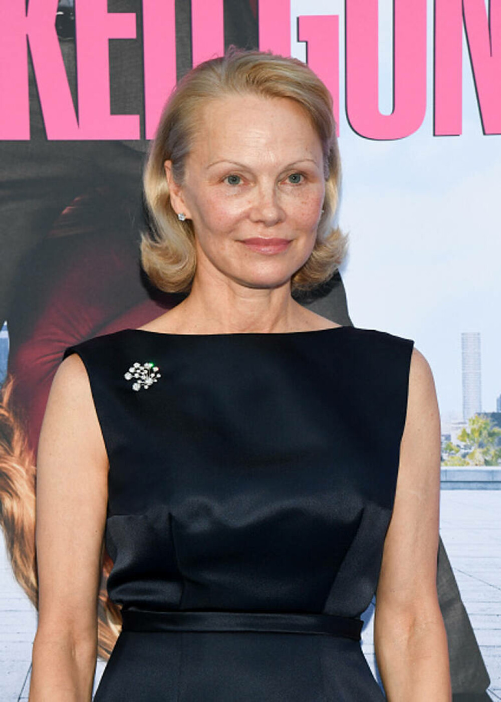 Pamela Anderson a strălucit la premiera „The Naked Gun” din New York. Ce ținută a purtat pe covorul roșu. GALERIE FOTO - Imaginea 5