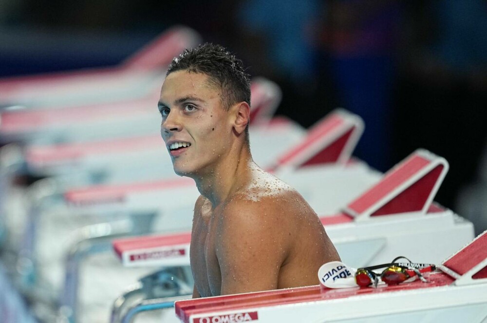 David Popovici, între cei mai buni sportivi din Balcani în 2025. Înotătorul român a fost inclus în top 10 BTA - Imaginea 11