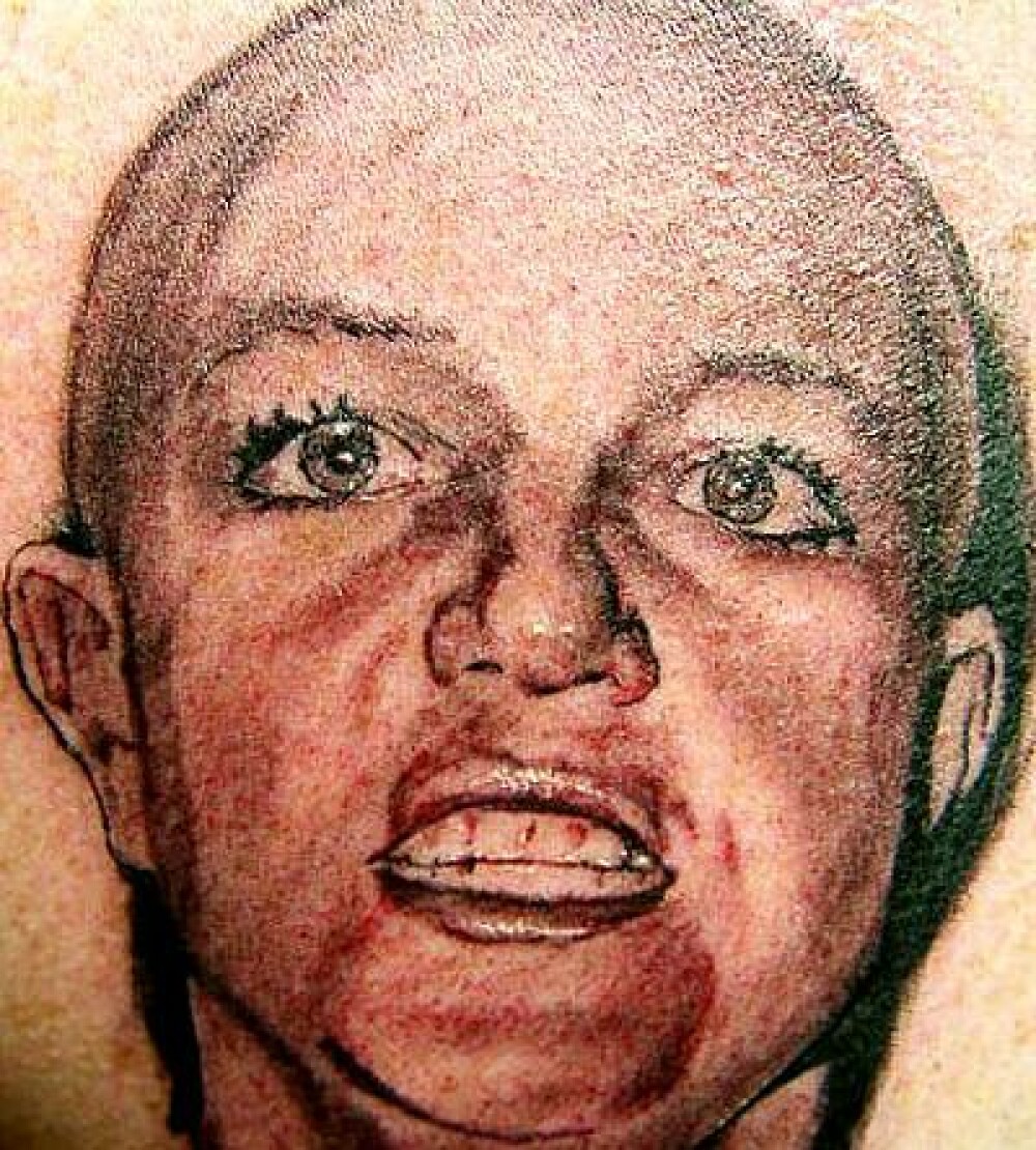 Vedete imortalizate in cerneala de... tatuaje pe propriul corp! - Imaginea 3