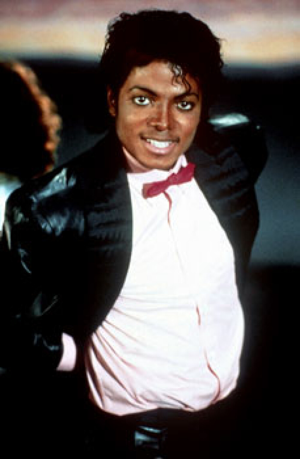 Black or white? Transformarea lui Michael! - Imaginea 6