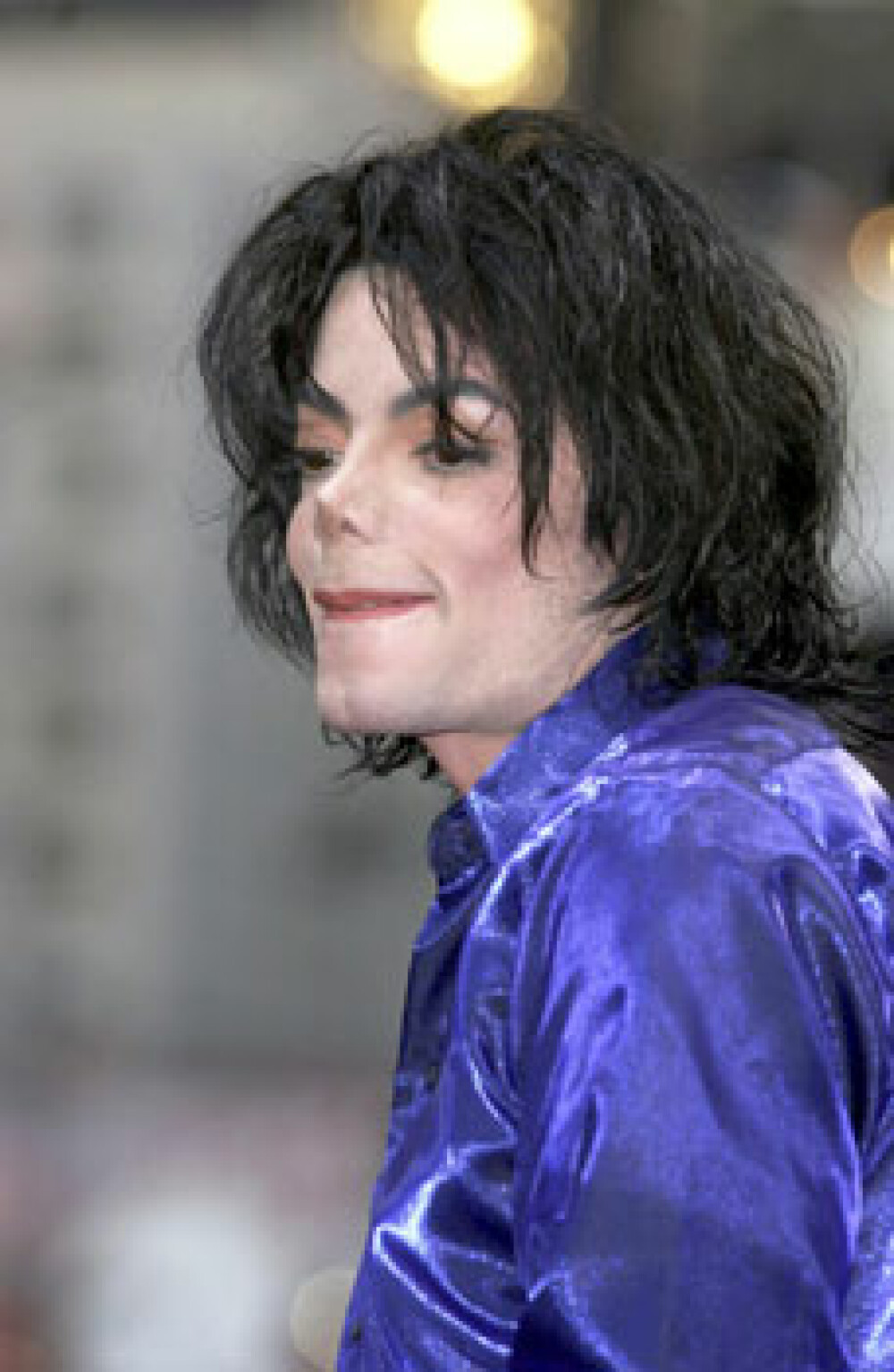 Black or white? Transformarea lui Michael! - Imaginea 15