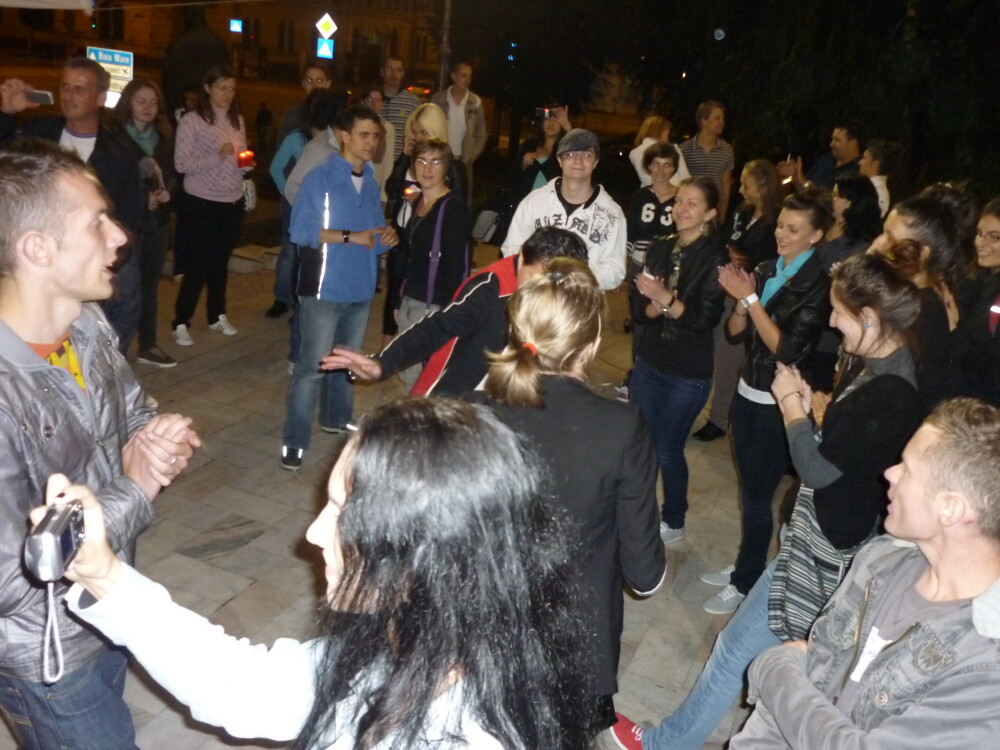 Fanii lui Michael Jackson din Cluj l-au comemorat pe megastar - Imaginea 3