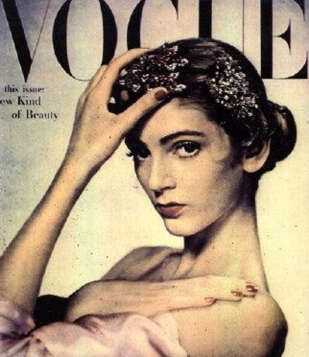 Cel mai batran model din lume are 80 de ani. In 1946 facea senzatie pe coperta Vogue. Va place? FOTO - Imaginea 3