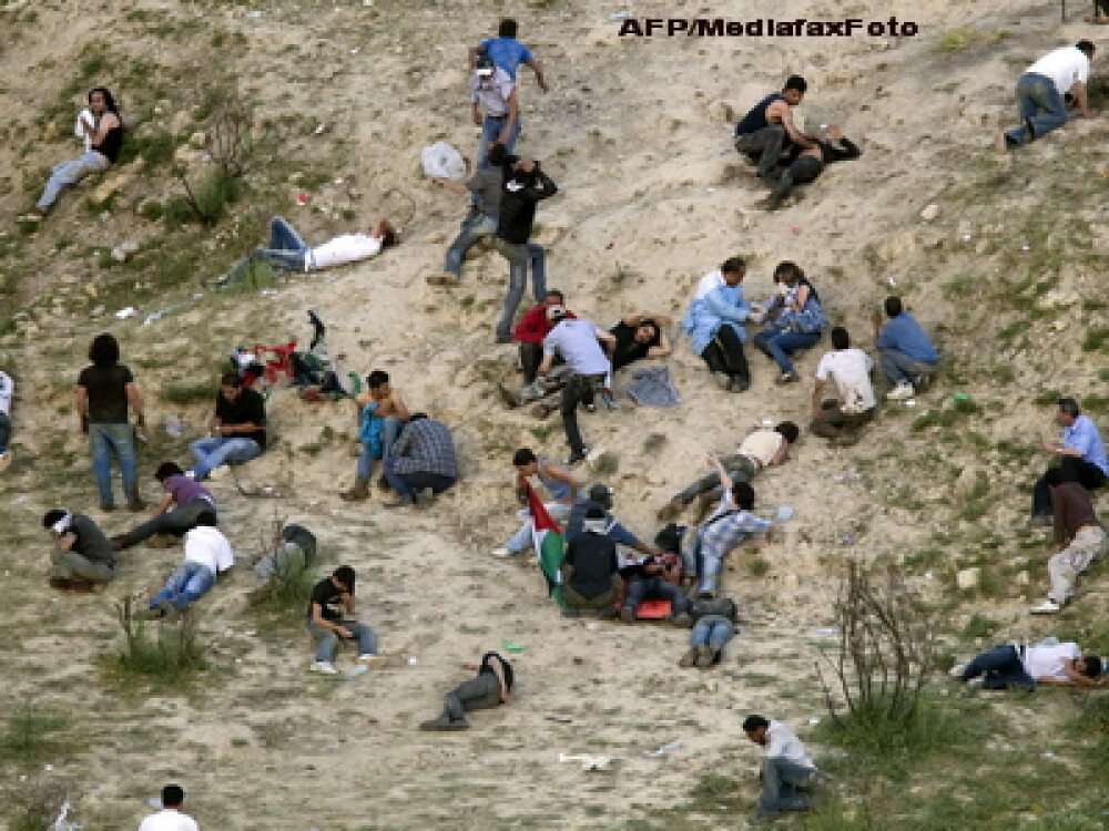 Stare de razboi la granita Israelului cu Siria. Soldatii sunt inarmati si gata sa traga - Imaginea 2