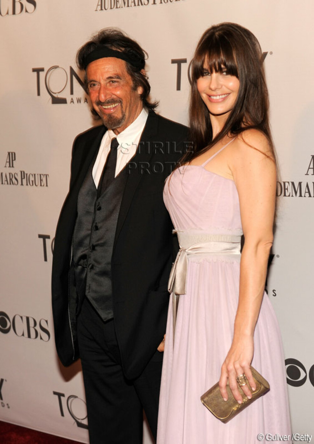 La 71 de ani, Al Pacino e cel mai invidiat pe covorul rosu. Are iubita cu 40 de ani mai tanara. FOTO - Imaginea 1