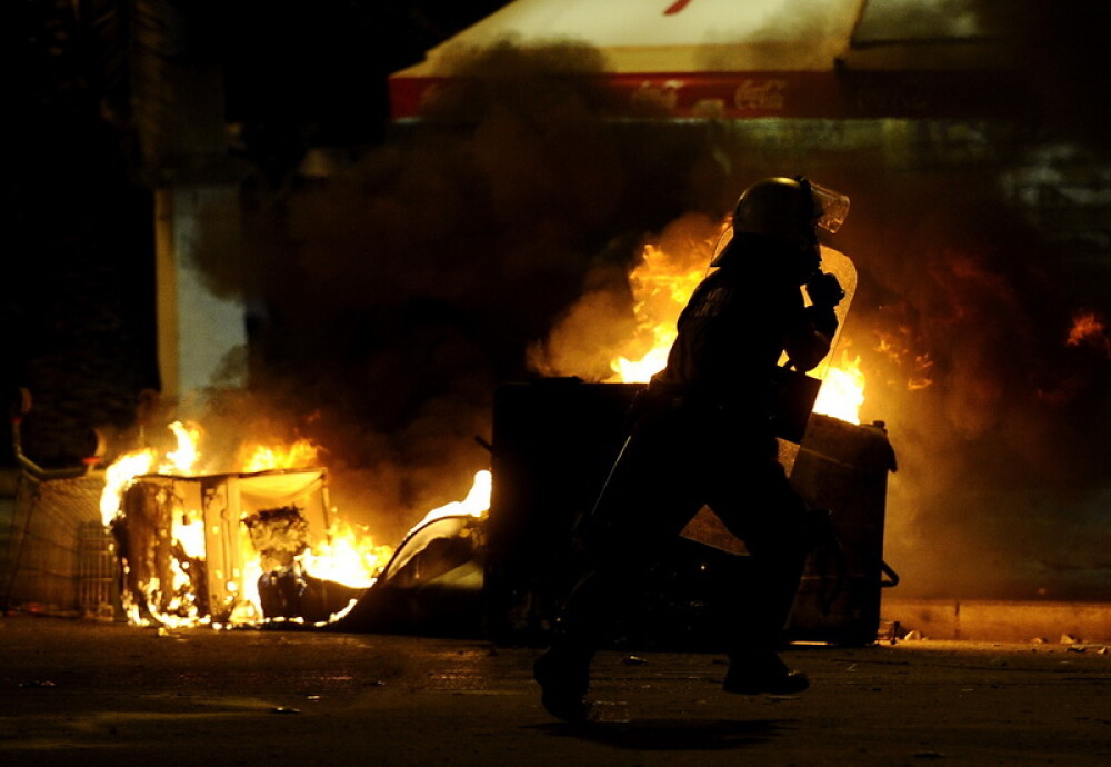 In Atena protestele continua. FMI: Criza din Grecia s-ar putea extinde si in Statele Unite - Imaginea 1