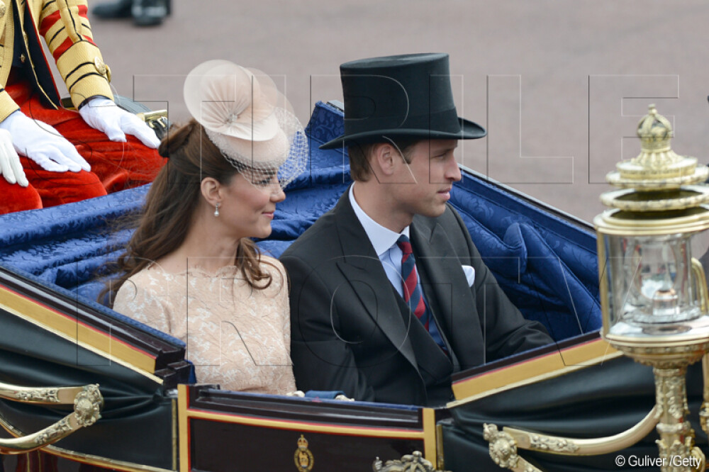Kate Middleton, surprinsa cu bijuterii false la Jubileul Reginei. A purtat cercei de 50 euro - Imaginea 2
