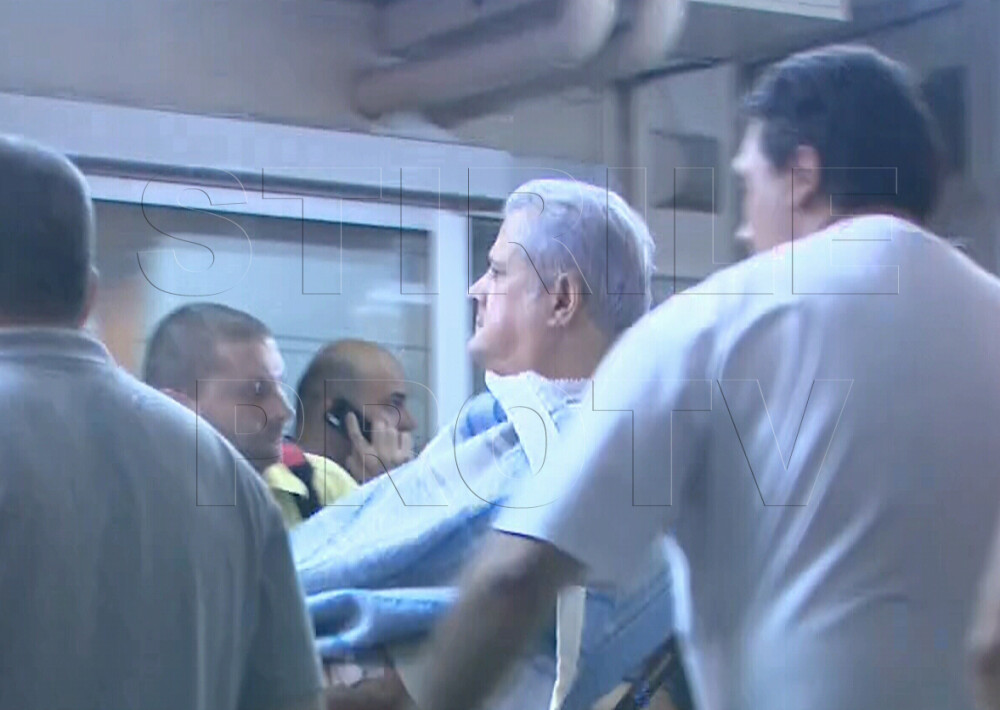 Adrian Nastase, internat in sectia de terapie intensiva a Penitenciarului Rahova cu un alt detinut - Imaginea 8