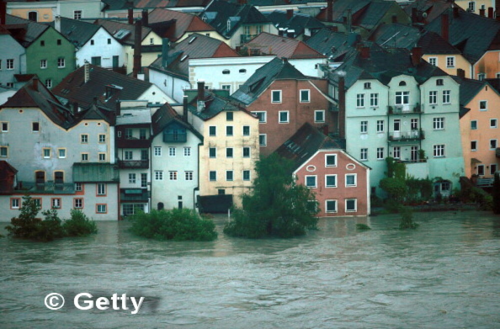 Stare de urgenta in 4 tari din Europa. Oficialii se tem ca Dunarea ar putea depasi nivelul din 2002 - Imaginea 6