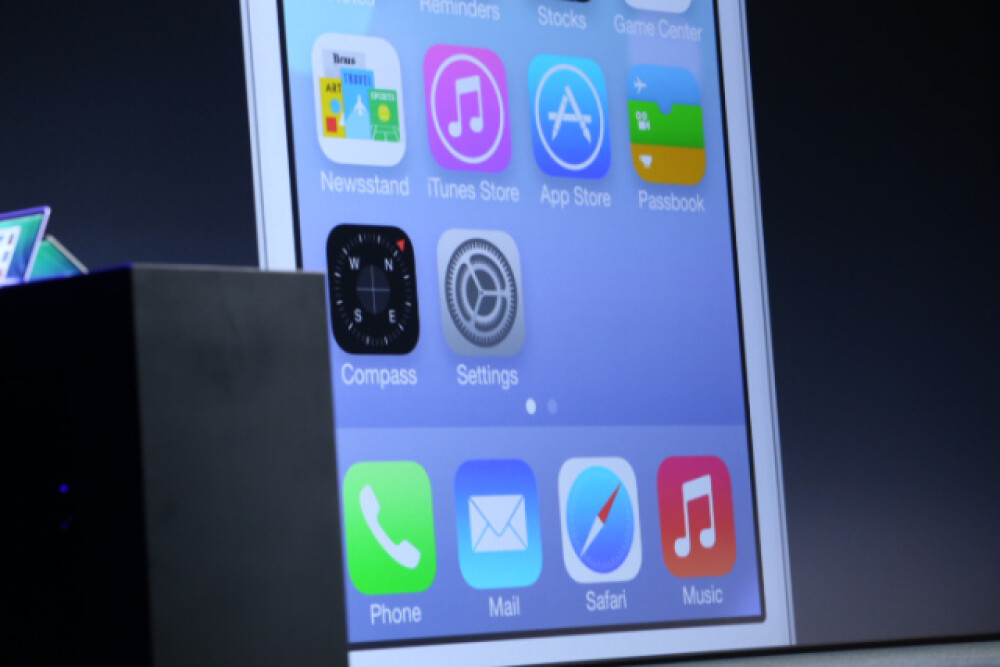 iOS 7 a fost lansat de Apple, alaturi de noul Mac OS X. Cu ce noutati vine sistemul de operare - Imaginea 7