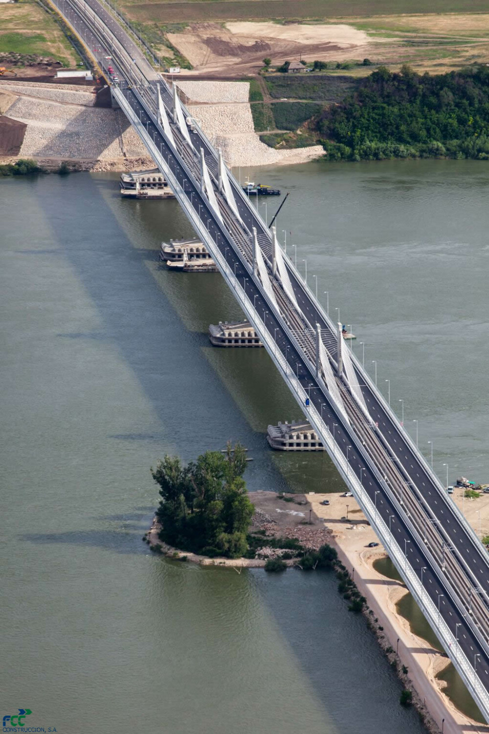 Cum arata podul Calafat-Vidin din avion. GALERIE FOTO - Imaginea 2
