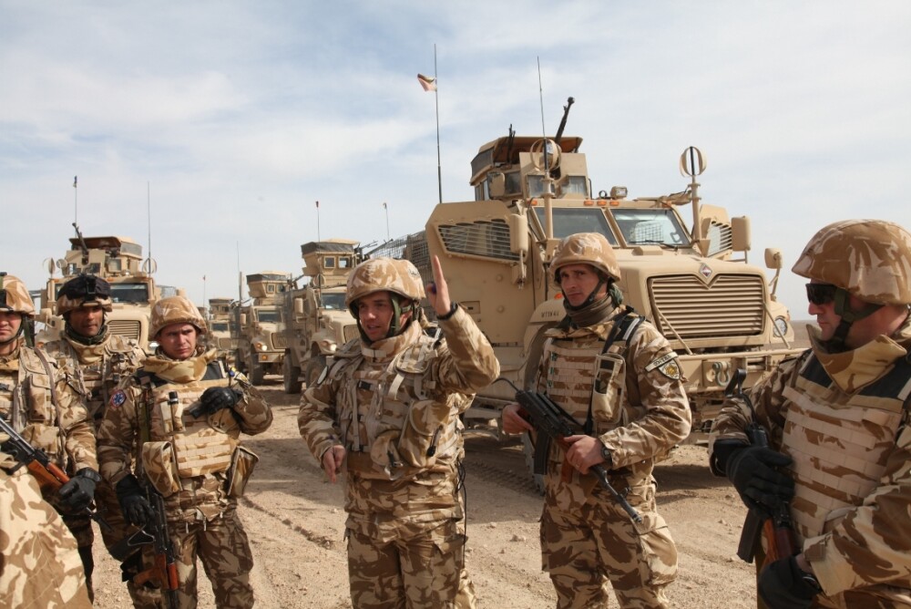 Cei 500 de militari aradeni din Afganistan s-au intors acasa teferi. Vezi IMAGINI din misiune - Imaginea 4