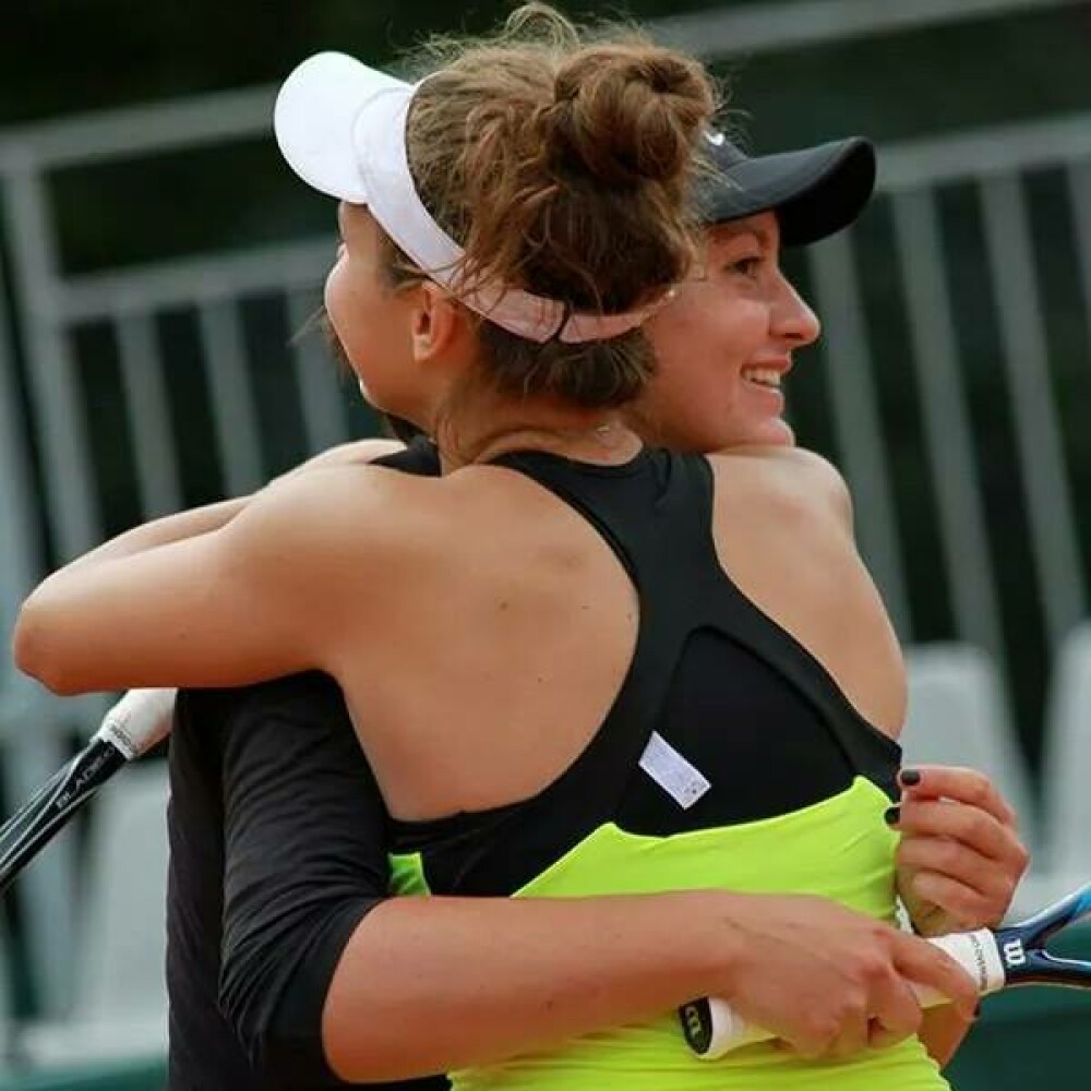 Doua romance joaca finala Roland Garros la dublu. Cine sunt junioarele care calca pe urmele Simonei Halep - Imaginea 1