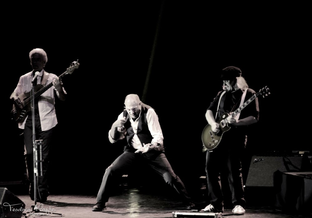 Ian Anderson (Jethro Tull) - Tinerete fara batranete si flautul fermecat pe acorduri de rock, jazz, blues si folk. FOTO - Imaginea 4