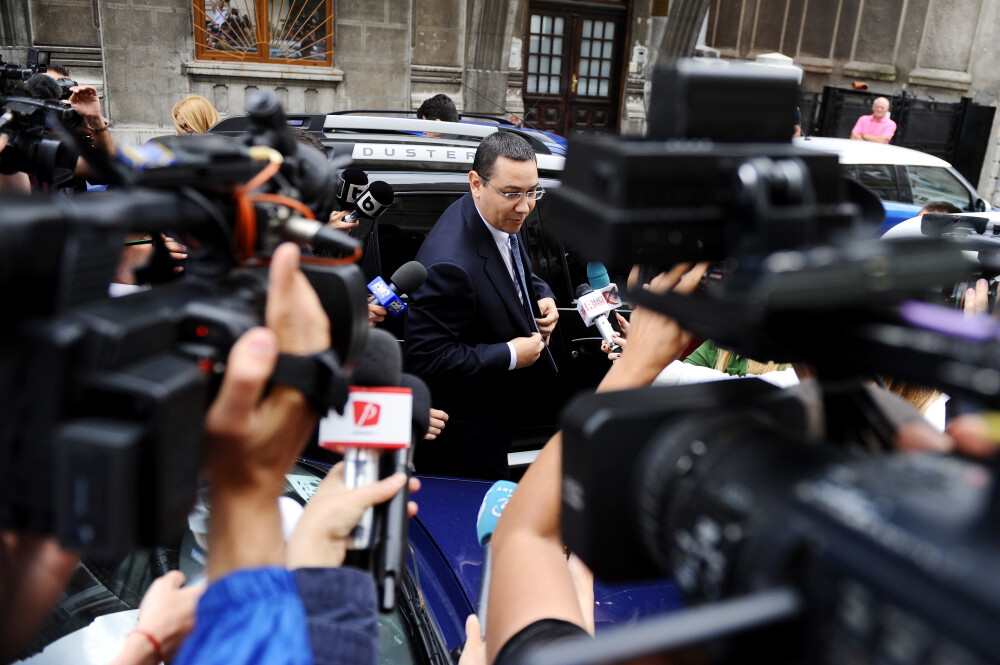 Procurorii DNA cer efectuarea urmaririi penale fata de Victor Ponta. Comisia juridica va informa pana luni cand da raportul - Imaginea 7
