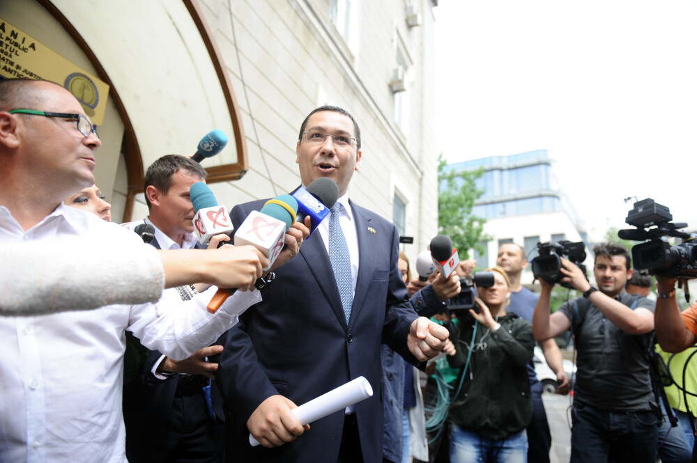 Procurorii DNA cer efectuarea urmaririi penale fata de Victor Ponta. Comisia juridica va informa pana luni cand da raportul - Imaginea 5