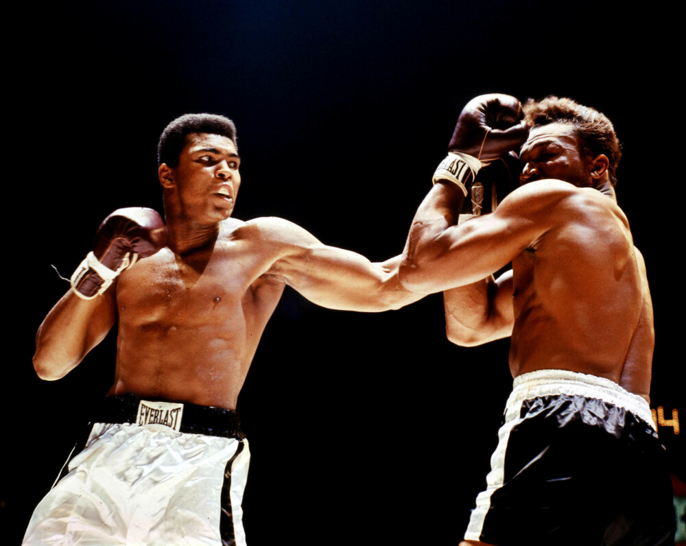 Muhammad Ali a murit. Viata si cariera celui mai bun boxer din istorie in 20 de imagini spectaculoase. GALERIE FOTO - Imaginea 2