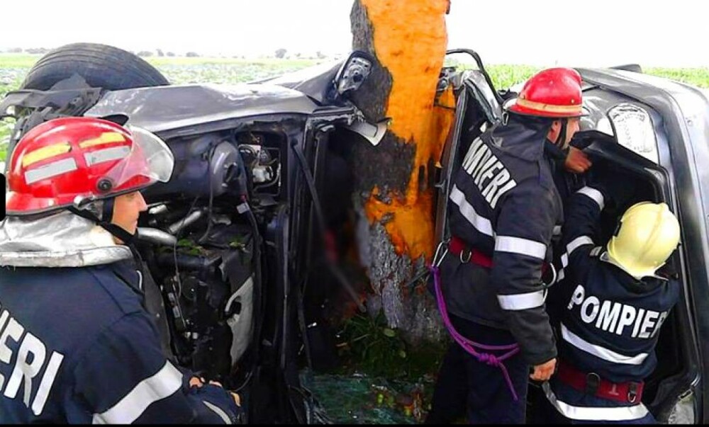 Masina cu volan pe dreapta l-a ucis pe un tanar din Suceava, care se grabea sa-si intalneasca iubita. Ce greseala a facut - Imaginea 4
