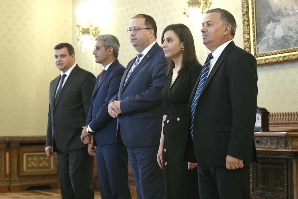 Consultări la Cotroceni. Dăncilă i-a propus lui Iohannis un ”grup de lucru” care să aplice rezultatul referendumului - Imaginea 3
