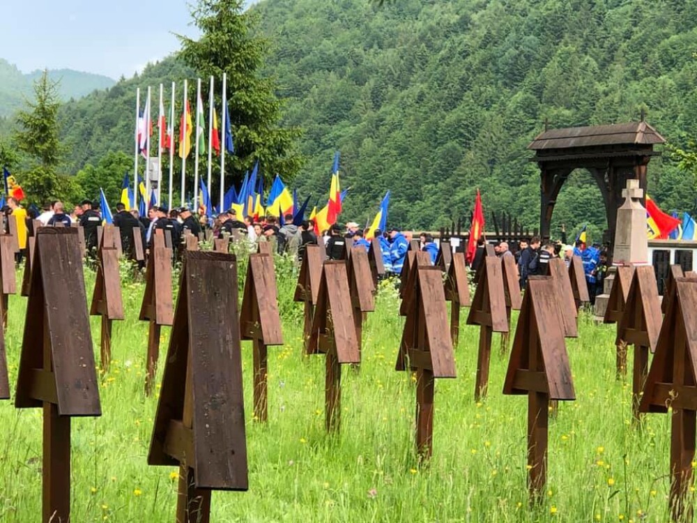 Reacția lui Meleșcanu după scandalul de la cimitirul Valea Uzului. Ce i-a cerut omologului ungar - Imaginea 5