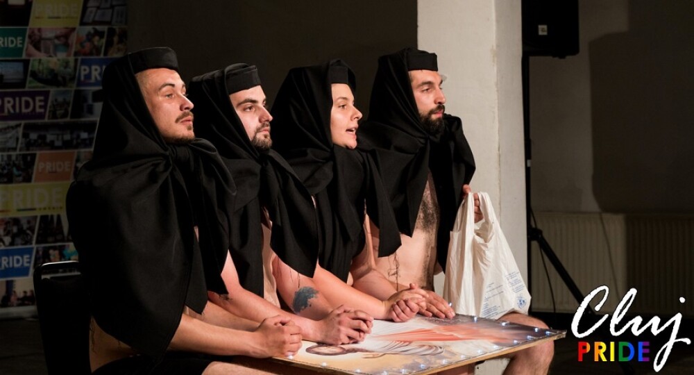 Reacția Patriarhiei la un spectacol în care actorii au tocat ceapă pe o icoană, la Cluj Pride - Imaginea 1