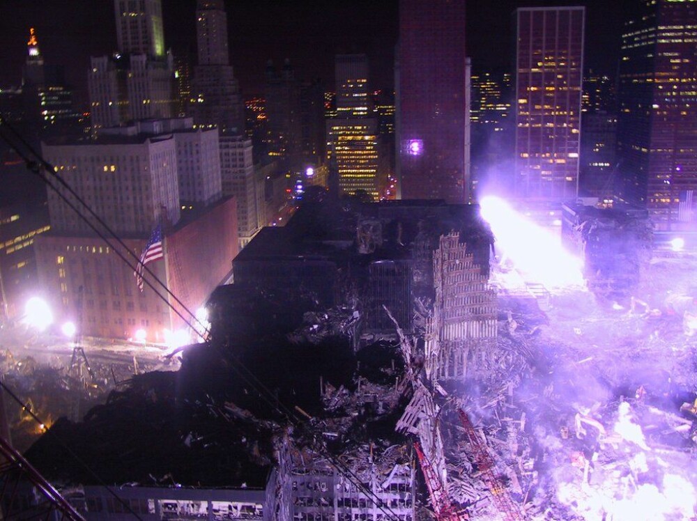 Imagini nemaivăzute cu atentatele de la 11 septembrie. Descoperirea făcută într-o casă scoasă la vânzare - Imaginea 11
