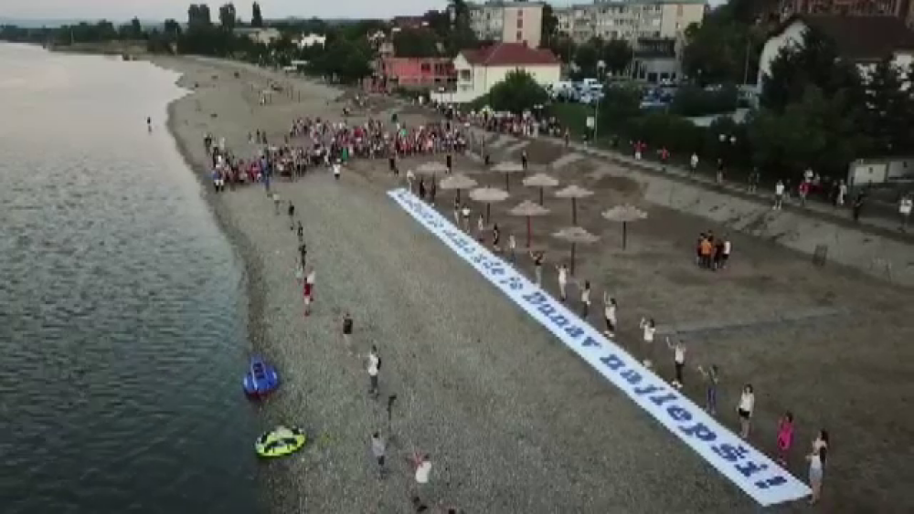 Românii, așteptați pe malul sârbesc al Dunării. Cum își promovează vecinii plajele - Imaginea 1