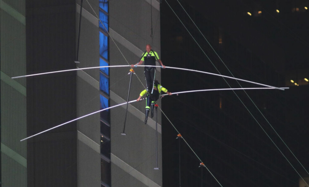 Moment de senzație în Times Square. Cum au reușit 2 frați un nou record istoric. FOTO - Imaginea 7