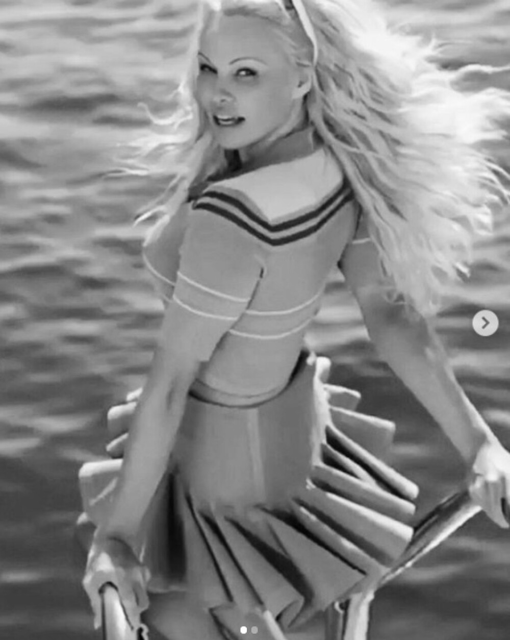 Pamela Anderson și-a părăsit iubitul printr-o postare pe Instagram. Ce a dezvăluit - Imaginea 2