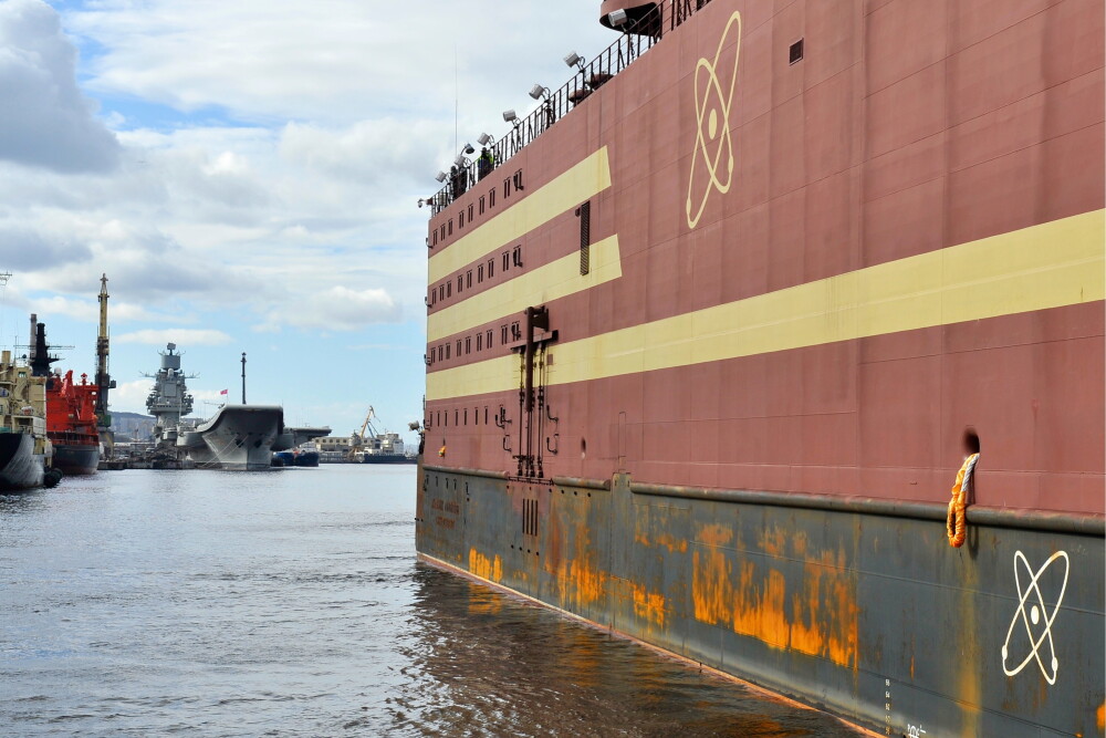 Rusia trimite în larg controversata navă numită ”Cernobîl plutitor”. GALERIE FOTO - Imaginea 13
