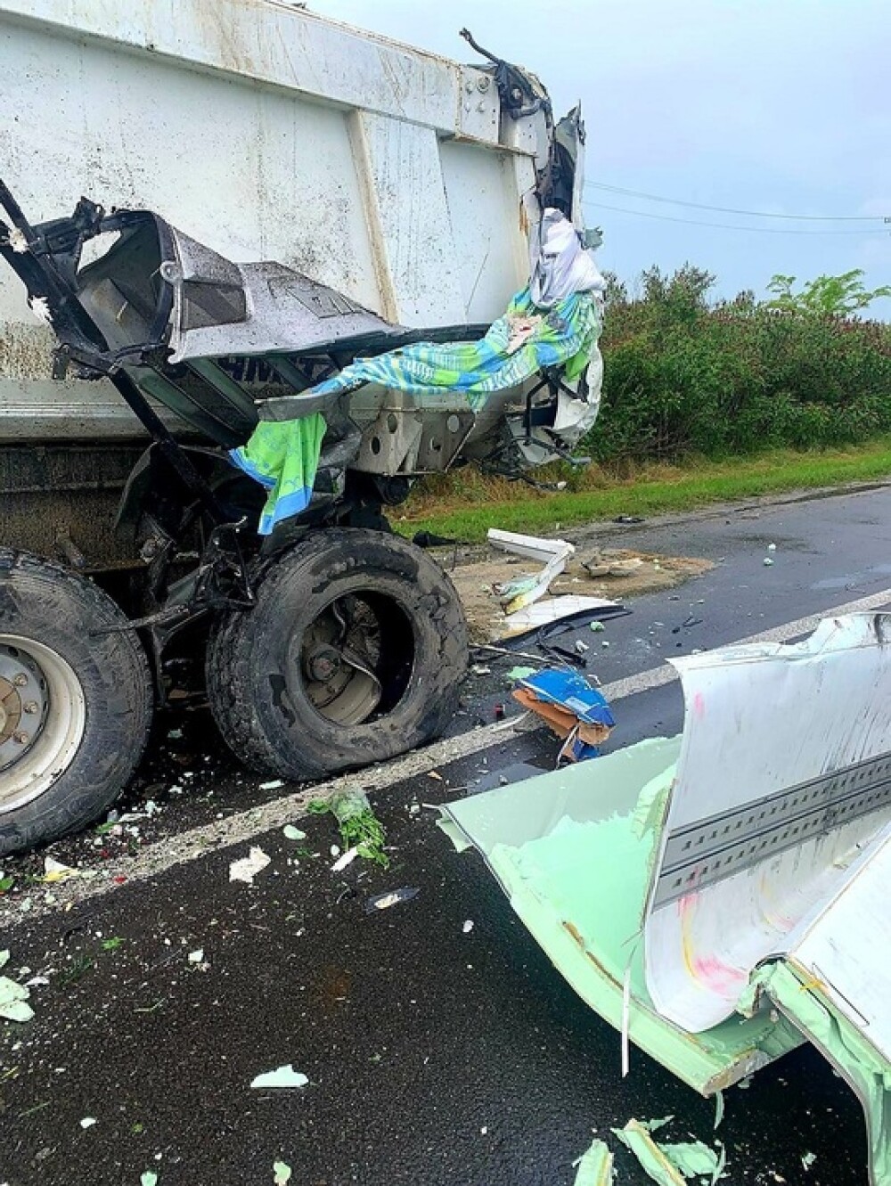 Accident grav, între două TIR-uri, pe autostrada A1 Bucureşti – Piteşti. O persoană a murit - Imaginea 1